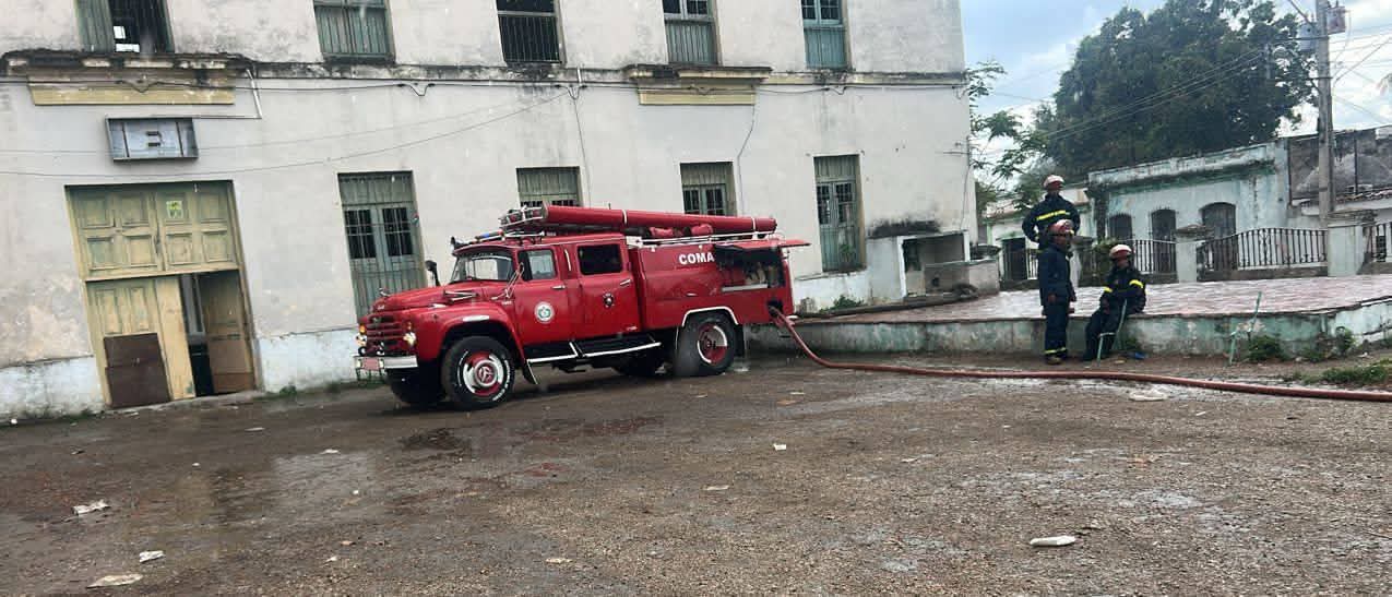 Controlan incendio en el municipio Guanabacoa